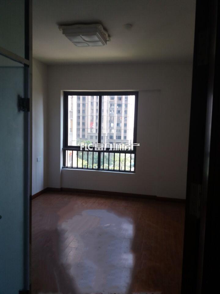 194万不到买财富装修三房!108平中央空调精装