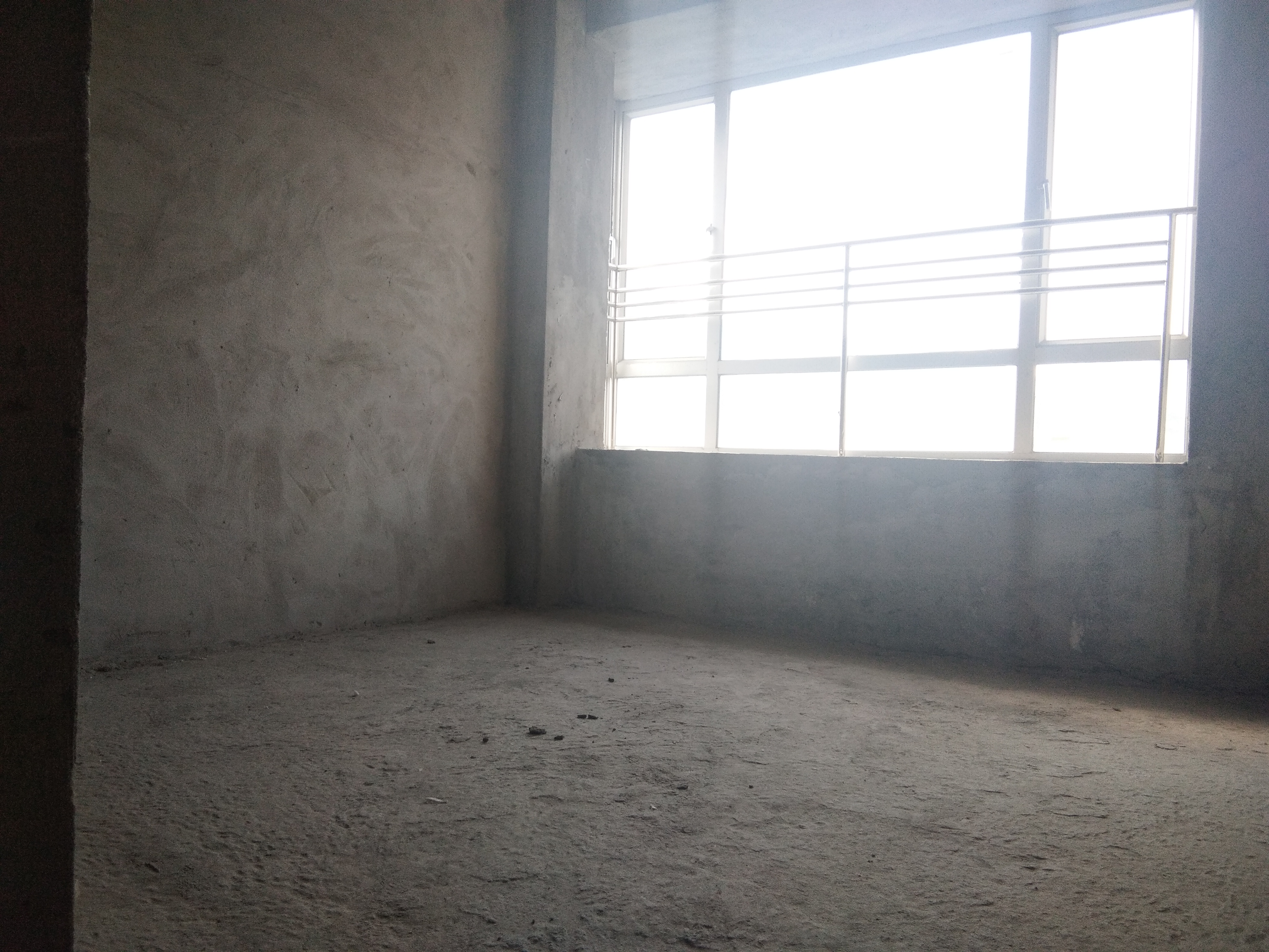 万辉国际城做4房0公摊135平方三面采光