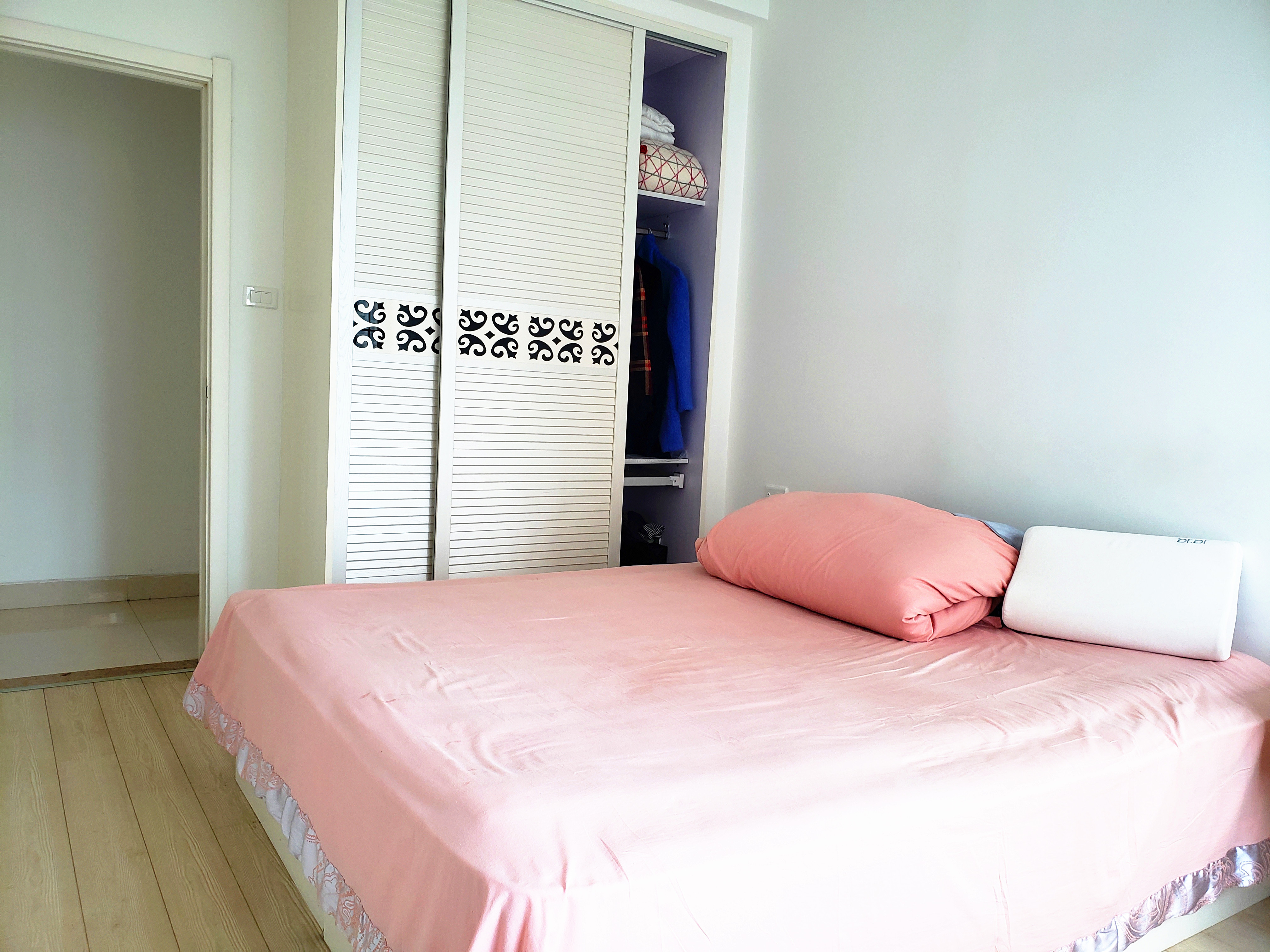 万辉国际城没有公摊的房子 精装修拎包入住 南