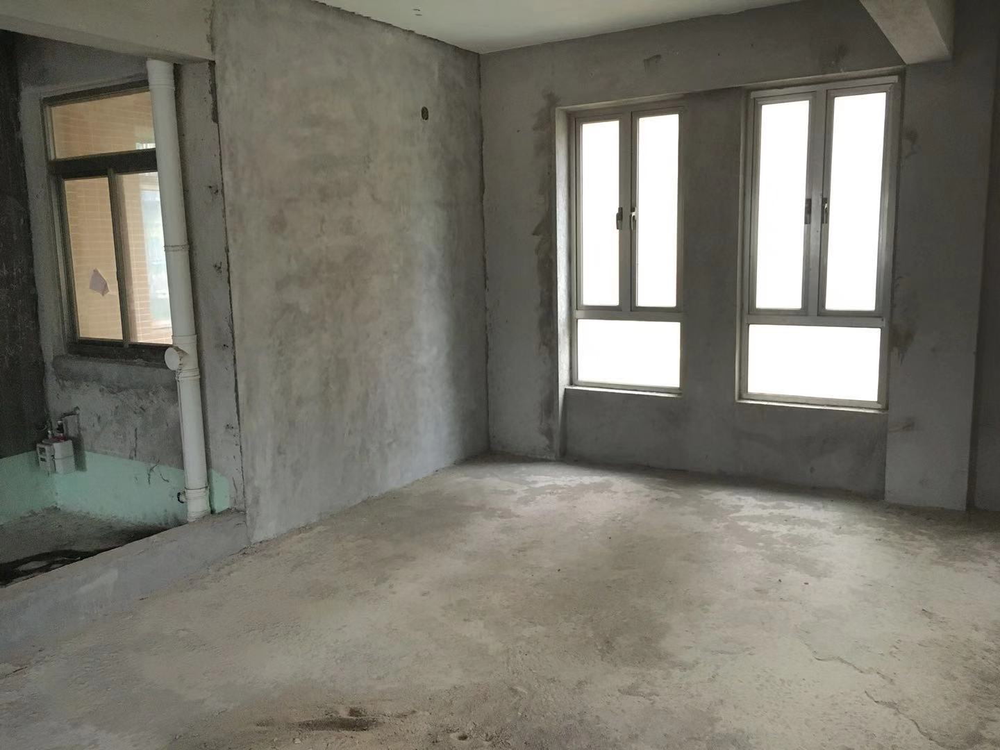 欧氏领秀 新出140平零公摊五房三面光 视野开