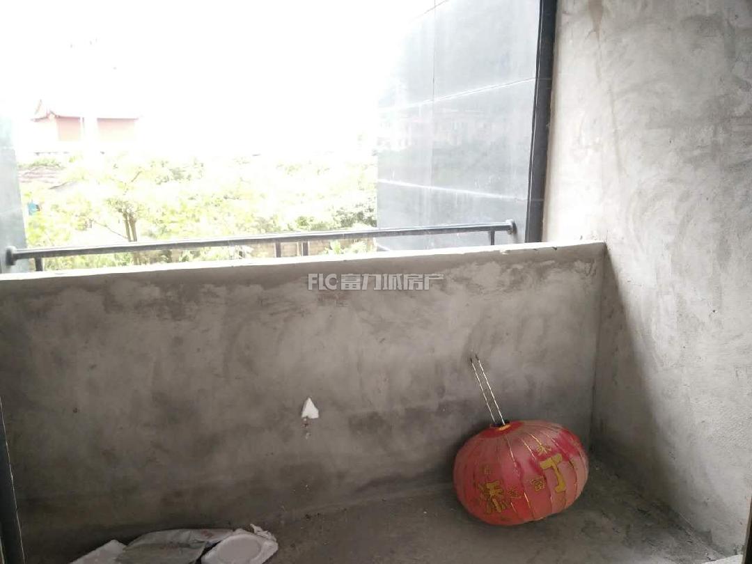 135平做5房 欧氏领秀 神户型 送面积 O公摊